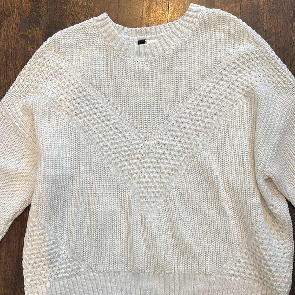 H&M Cream Textured Crew Neck Sweater